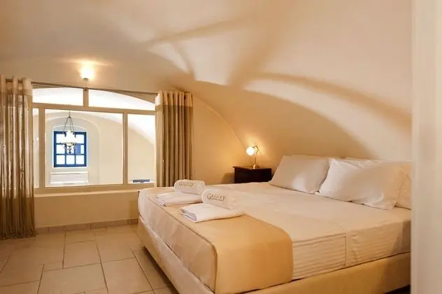 Grand Villa, 3 Yatak Odası, Kişiye Özel Havuzlu, Deniz Manzaralı (Cave)