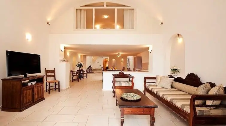 Grand Villa, 3 Yatak Odası, Kişiye Özel Havuzlu, Deniz Manzaralı (Cave)