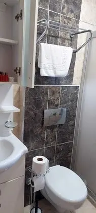 Üç Kişilik Oda
