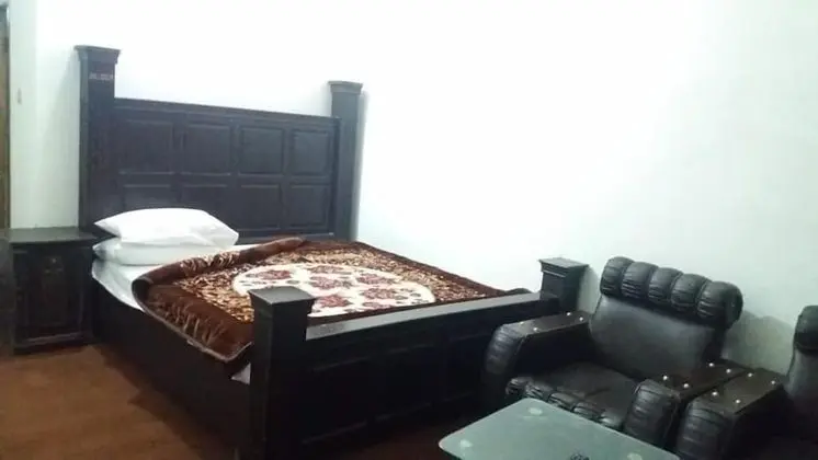 Standard Tek Büyük Yataklı Oda