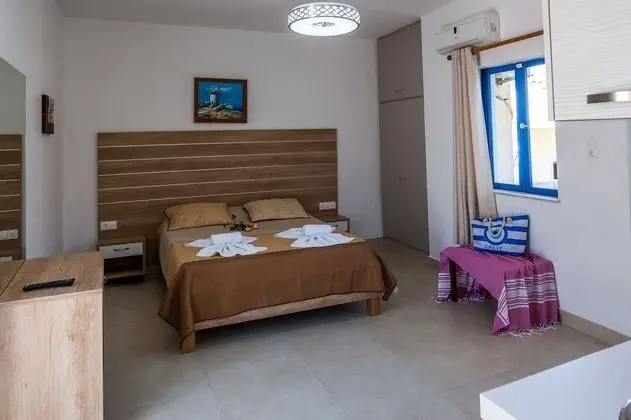 Stüdyo (Triple)