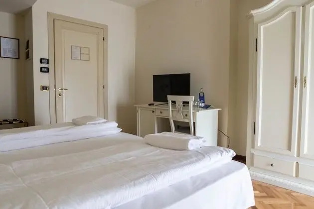 Tek Büyük veya İki Ayrı Yataklı Oda