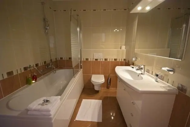 Superior Tek Büyük Yataklı Oda, Balkon, Deniz Manzaralı