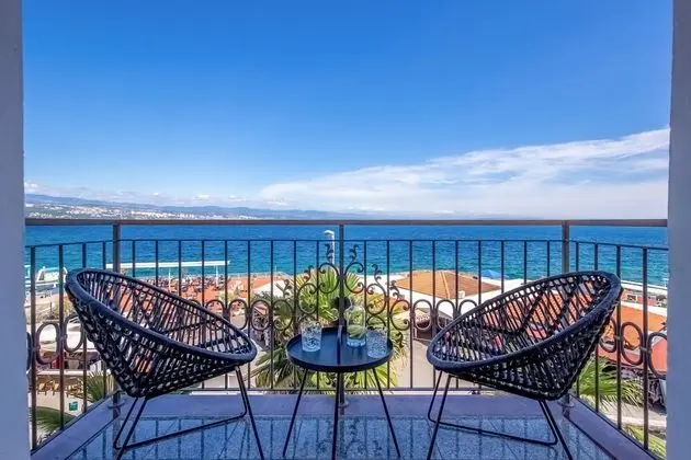 Superior Tek Büyük Yataklı Oda, Balkon, Deniz Manzaralı