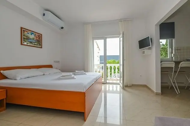 Stüdyo, Balkon