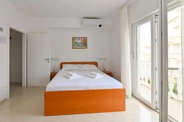 Stüdyo, Balkon