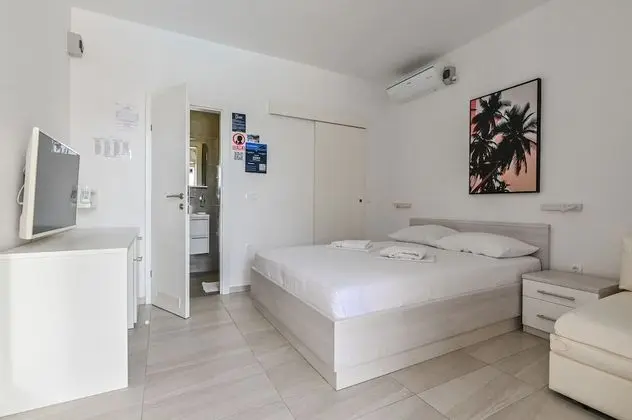 Stüdyo, Birden Çok Yatak, Veranda, Havuz Manzaralı