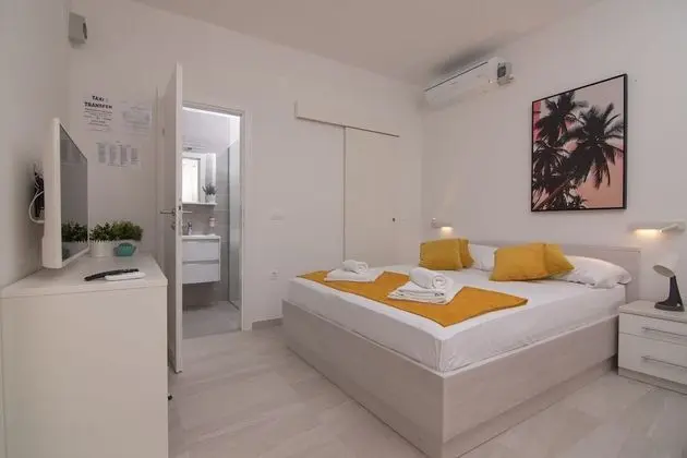 Stüdyo, Birden Çok Yatak, Veranda, Havuz Manzaralı