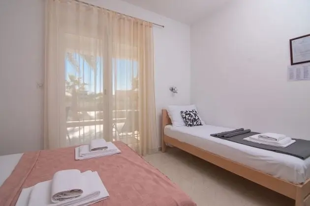 Stüdyo, Birden Çok Yatak, Veranda, Havuz Manzaralı