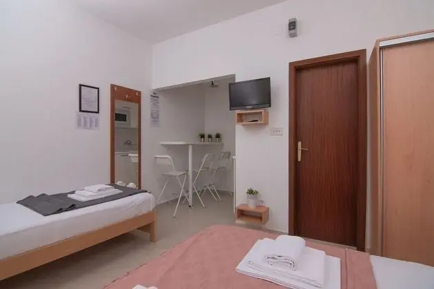 Stüdyo, Birden Çok Yatak, Veranda, Havuz Manzaralı