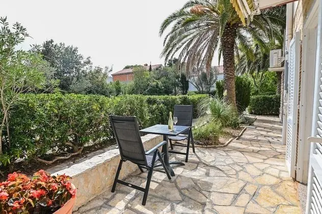 Stüdyo, Veranda, Avlu Manzaralı