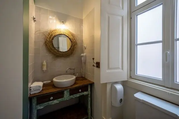 Comfort Tek Büyük Yataklı Oda (Raposo)