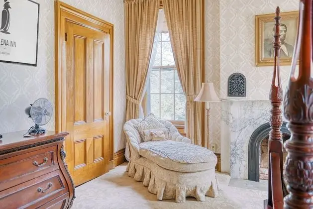 Lincoln Room