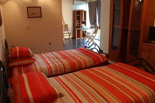 Stüdyo, Küçük Mutfak, Bahçe Manzaralı