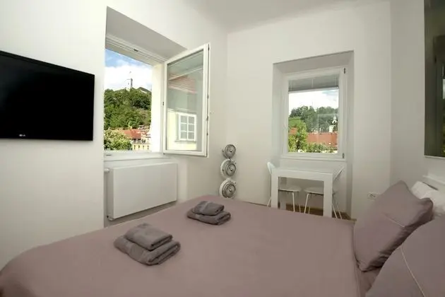 Tek Büyük Yataklı Oda, Nehir Manzaralı