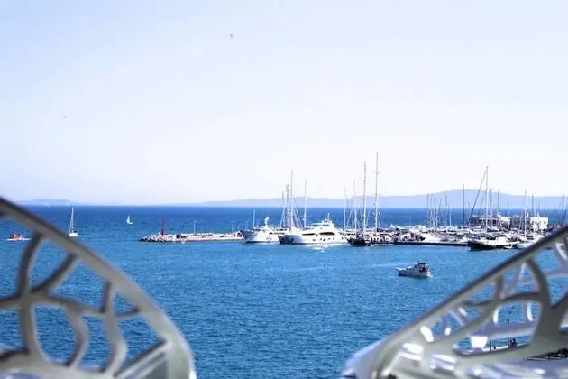 Deluxe With Sea View