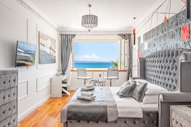 Luxury With Sea View