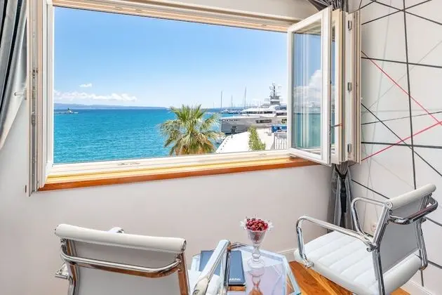 Luxury With Sea View