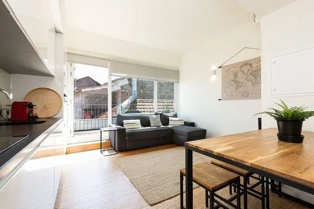Apart Daire, Balkon, Şehir Manzaralı