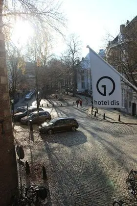 Junior Süit, Küvet