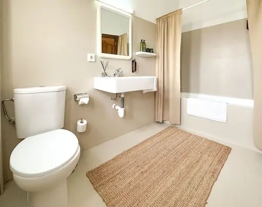 Comfort Tek Büyük veya İki Ayrı Yataklı Oda, Balkon