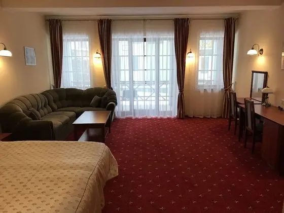 Grand Tek Büyük veya İki Ayrı Yataklı Oda