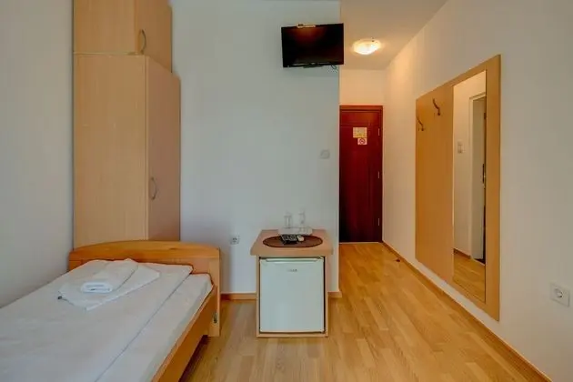 Tek Kişilik Oda, Deniz Manzaralı
