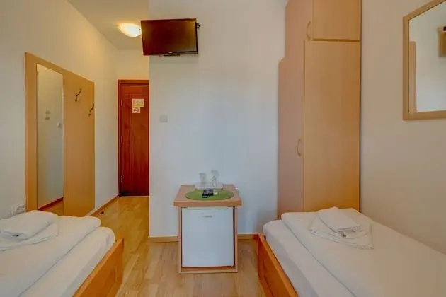 Tek Kişilik Oda, Deniz Manzaralı