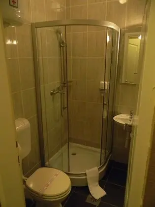 Tek Kişilik Oda, Deniz Manzaralı