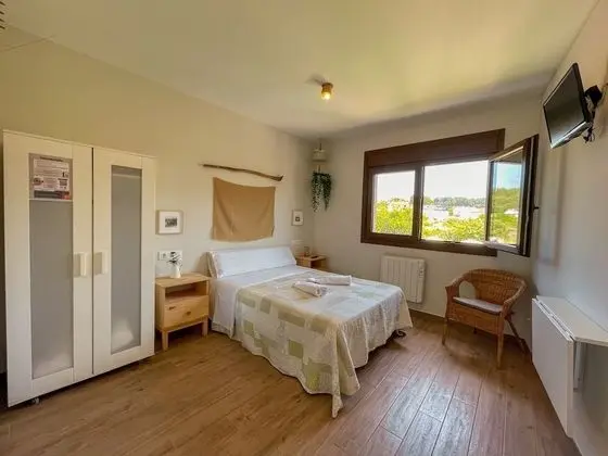 Economy Tek Büyük Yataklı Oda, Ortak Banyo