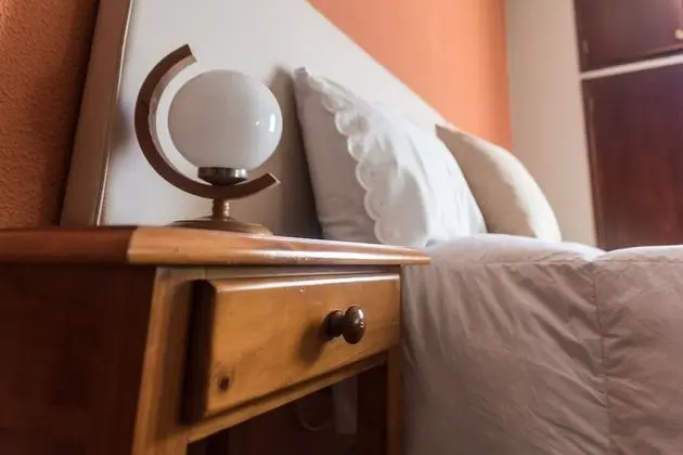 Economy Tek Büyük Yataklı Oda