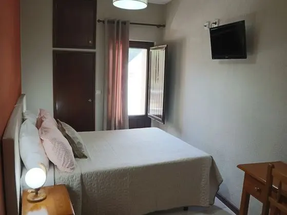 Economy Tek Büyük Yataklı Oda