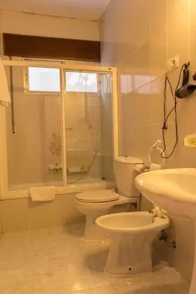 Economy Tek Büyük Yataklı Oda