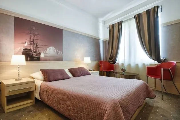 Standard Tek Büyük veya İki Ayrı Yataklı Oda