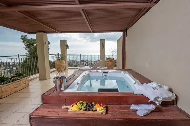 Çatı Katı Süiti (Penthouse)