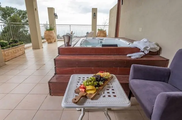 Çatı Katı Süiti (Penthouse)