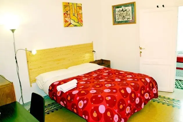 Tek Büyük Yataklı Oda, Ortak Banyo