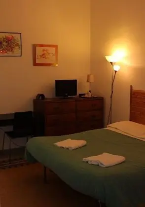 Tek Büyük Yataklı Oda, Ortak Banyo