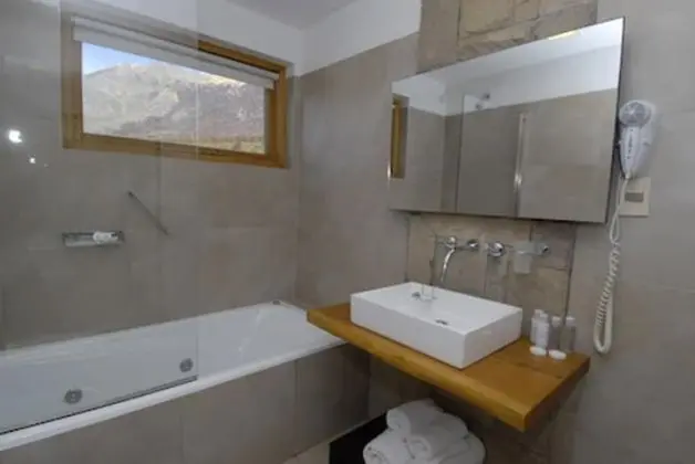 Deluxe Oda, Birden Çok Yatak, Dağ Manzaralı (Deluxe Suite 2 Bed 2 Bath)