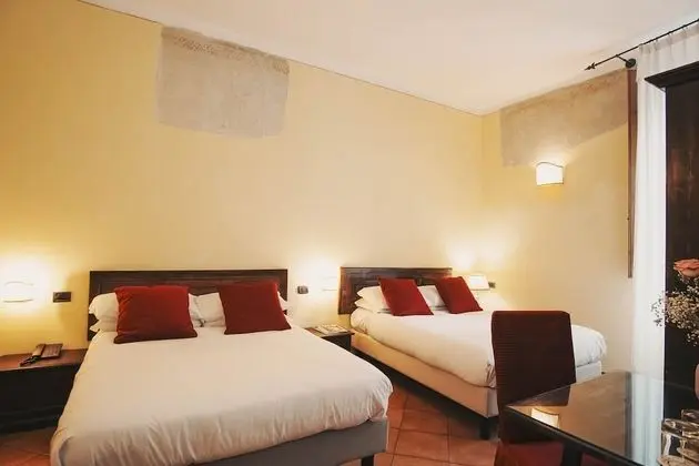 Standard Dört Kişilik Oda