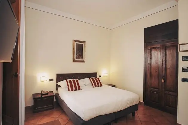 Superior Tek Büyük veya İki Ayrı Yataklı Oda