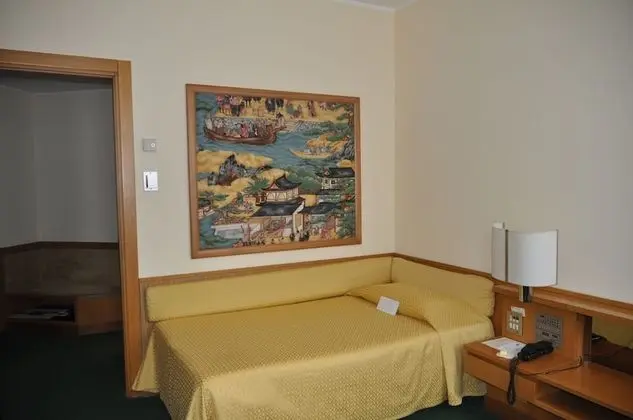 Tek Kişilik Oda