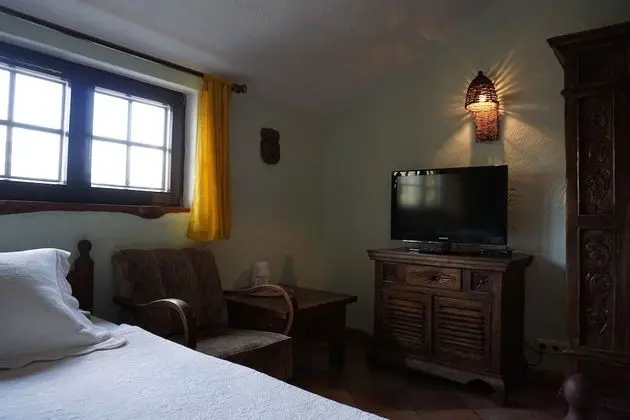 Tek Büyük Yataklı Oda, Göl Manzaralı