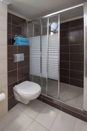 Classic Tek Büyük veya İki Ayrı Yataklı Oda