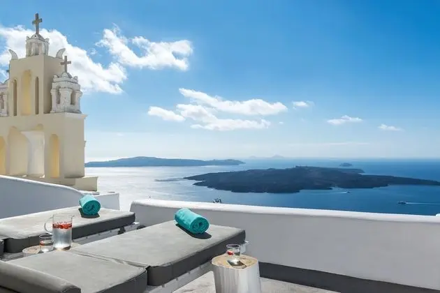 Family Villa (Outdoor Heated Jetted Tub)