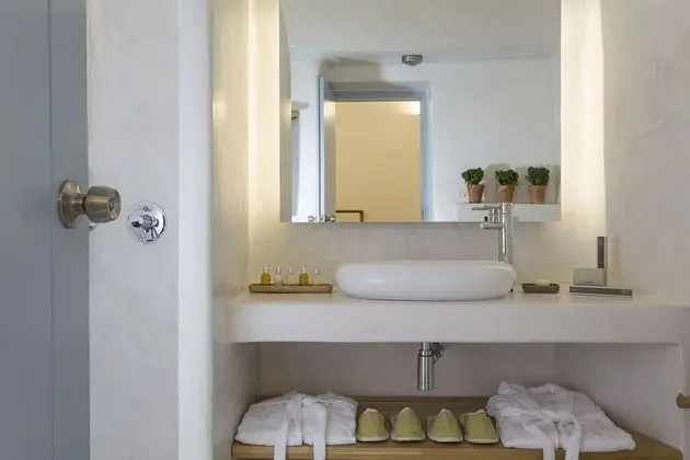 Family Villa (Outdoor Heated Jetted Tub)