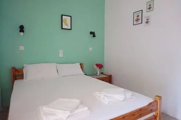 Basic Tek Büyük veya İki Ayrı Yataklı Oda