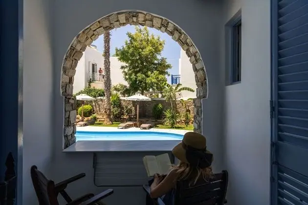 Comfort Tek Büyük veya İki Ayrı Yataklı Oda