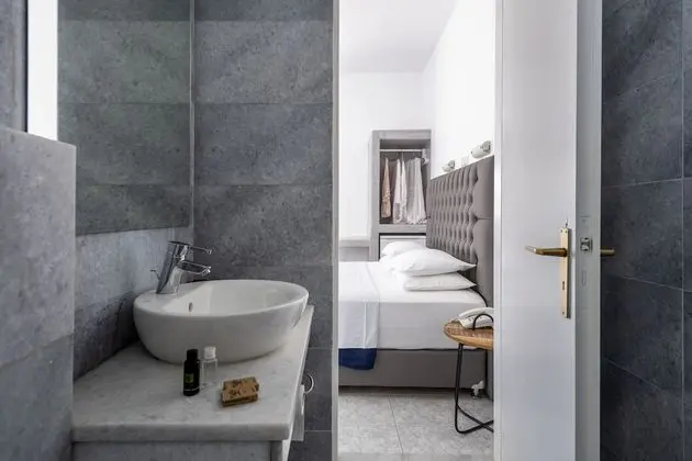 Comfort Tek Büyük veya İki Ayrı Yataklı Oda