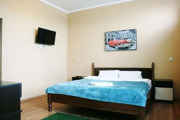 Tek Büyük Yataklı Oda